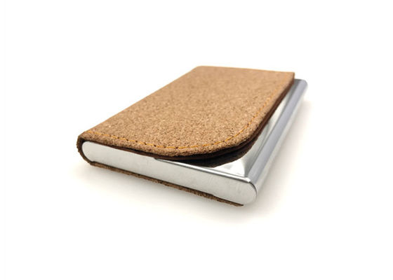 ที่ใส่บัตรไม้ก๊อกหนัง PU สแตนเลส Magnetic Eco Friendly Card Case 65g