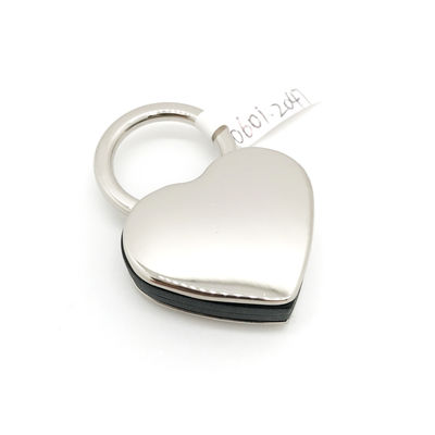 หัวใจดํา เสาโลหะ Key Holder เสาโลหะ Keychain Holder จํานวนการสั่งซื้อขั้นต่ํา 500