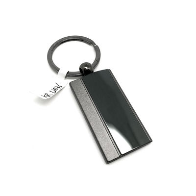 ในฐานะ Photo Metal Keychain Holder สําหรับ OEM / ODM มีให้เลือก Black Gun