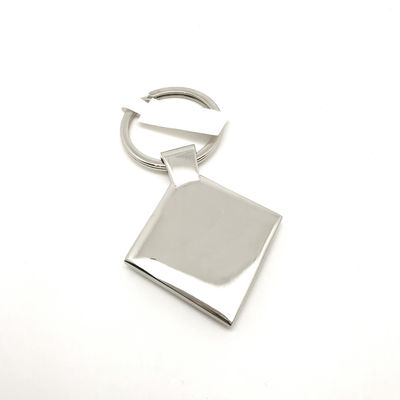 สายกุญแจดีไซนเนอร์ยืดหยุ่น Mm Zinc Alloy สําหรับพันธมิตรธุรกิจของคุณ