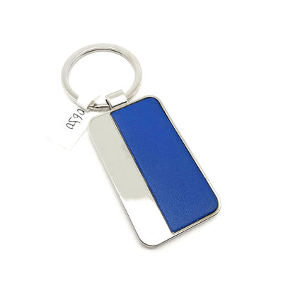 มี Steel Keychain Organizer ในรูปภาพ