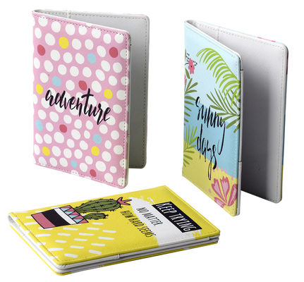 ตัวถือหนังสือเดินทาง PU แบบผสมผสานที่สามารถปรับแต่งได้ พร้อมหน้าต่างบัตรประจําตัวและเครื่องจัดเอกสารเดินทาง